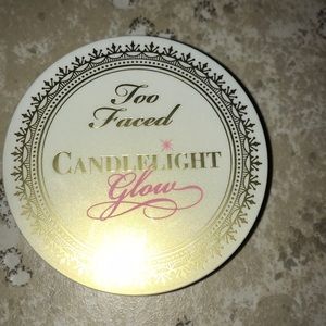 Too Faced highlighter in “warm glow”